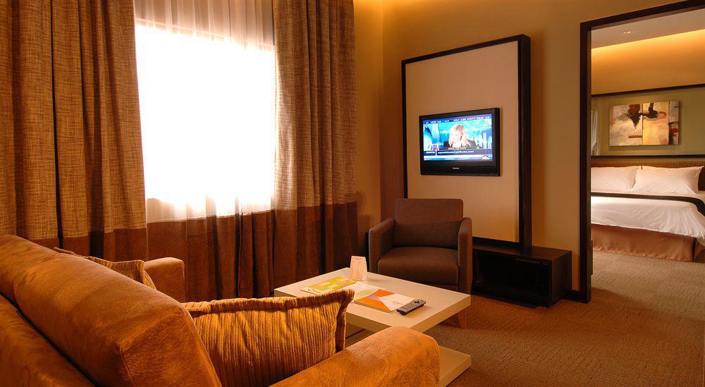 Q Hotel Κουάλα Λουμπούρ Δωμάτιο φωτογραφία